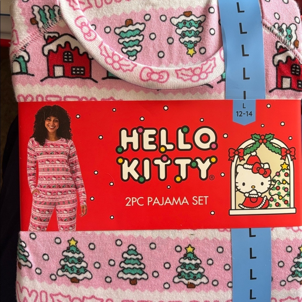 Hello Kitty WomenPink Striped Winter/Christmas Sweater Knit Pajama Set Pockets 😍